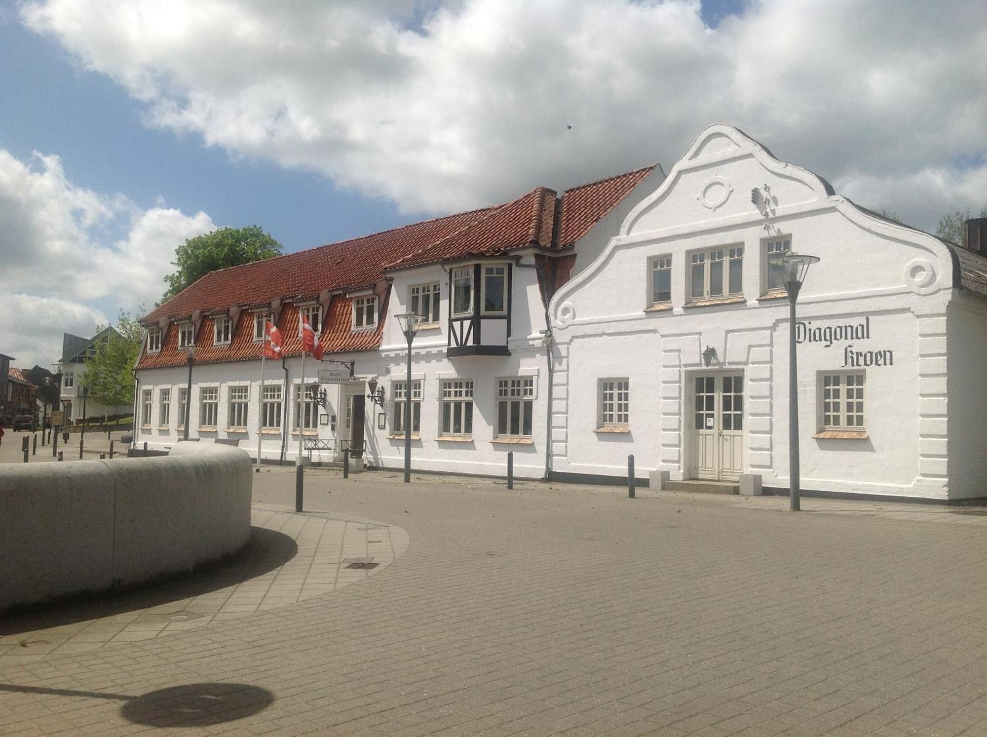 Diagonalkroen Гиве Экстерьер фото